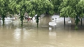 Die Saar tritt über die Ufer