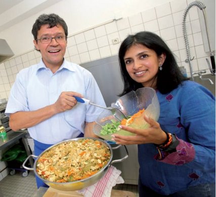 Peter Gillo und Shilpa aus Indien