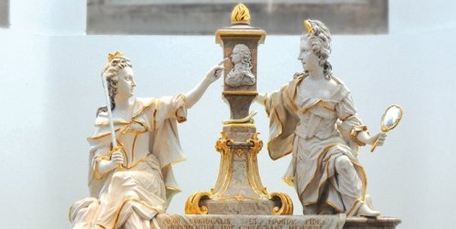 Skulptur in der Schlosskirche