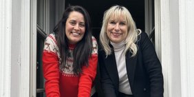 Die neue Regionalverbandsdirektorin Dr. Carolin Lehberger (links) und ihre Nachfolgerin als vhs-Direktorin Nicole Boissier.
